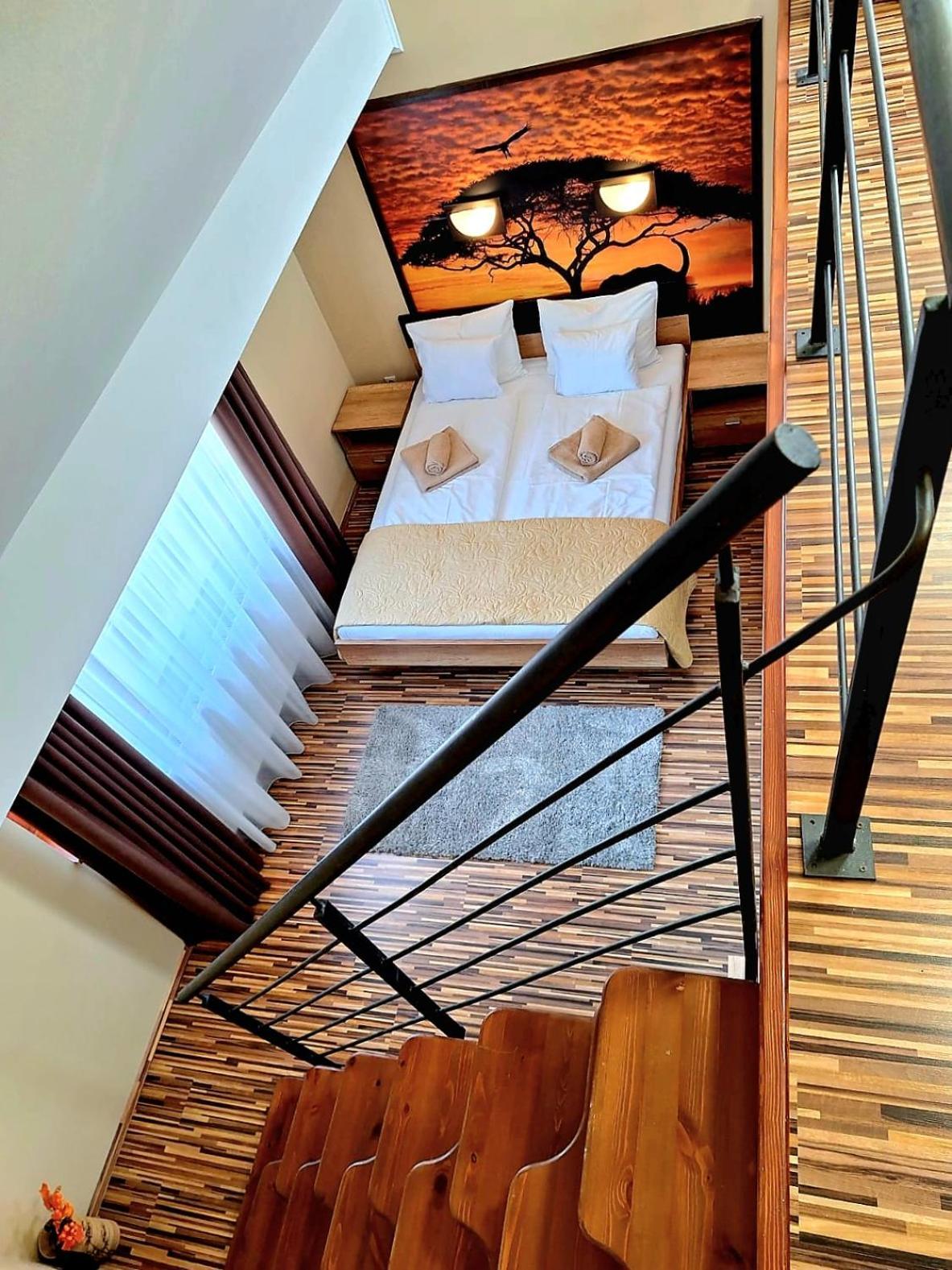 Angyal Apartman Gyula Bagian luar foto