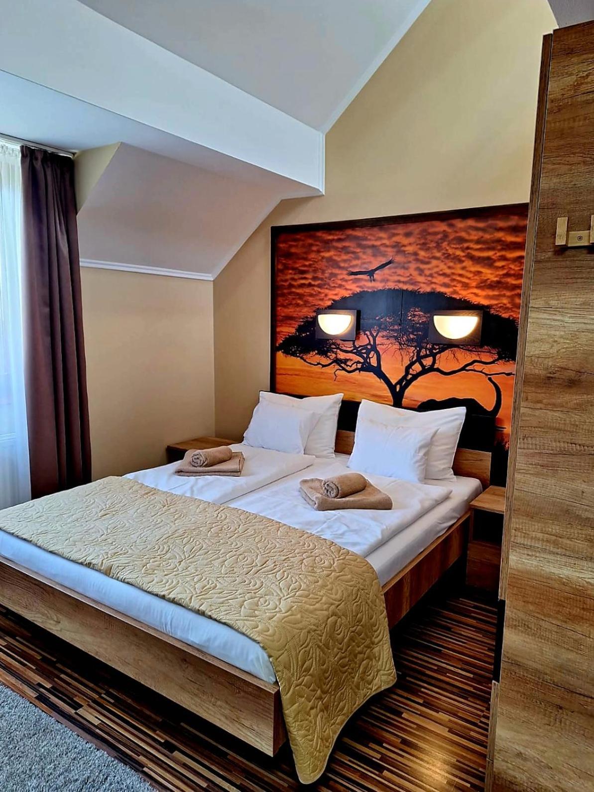 Angyal Apartman Gyula Bagian luar foto
